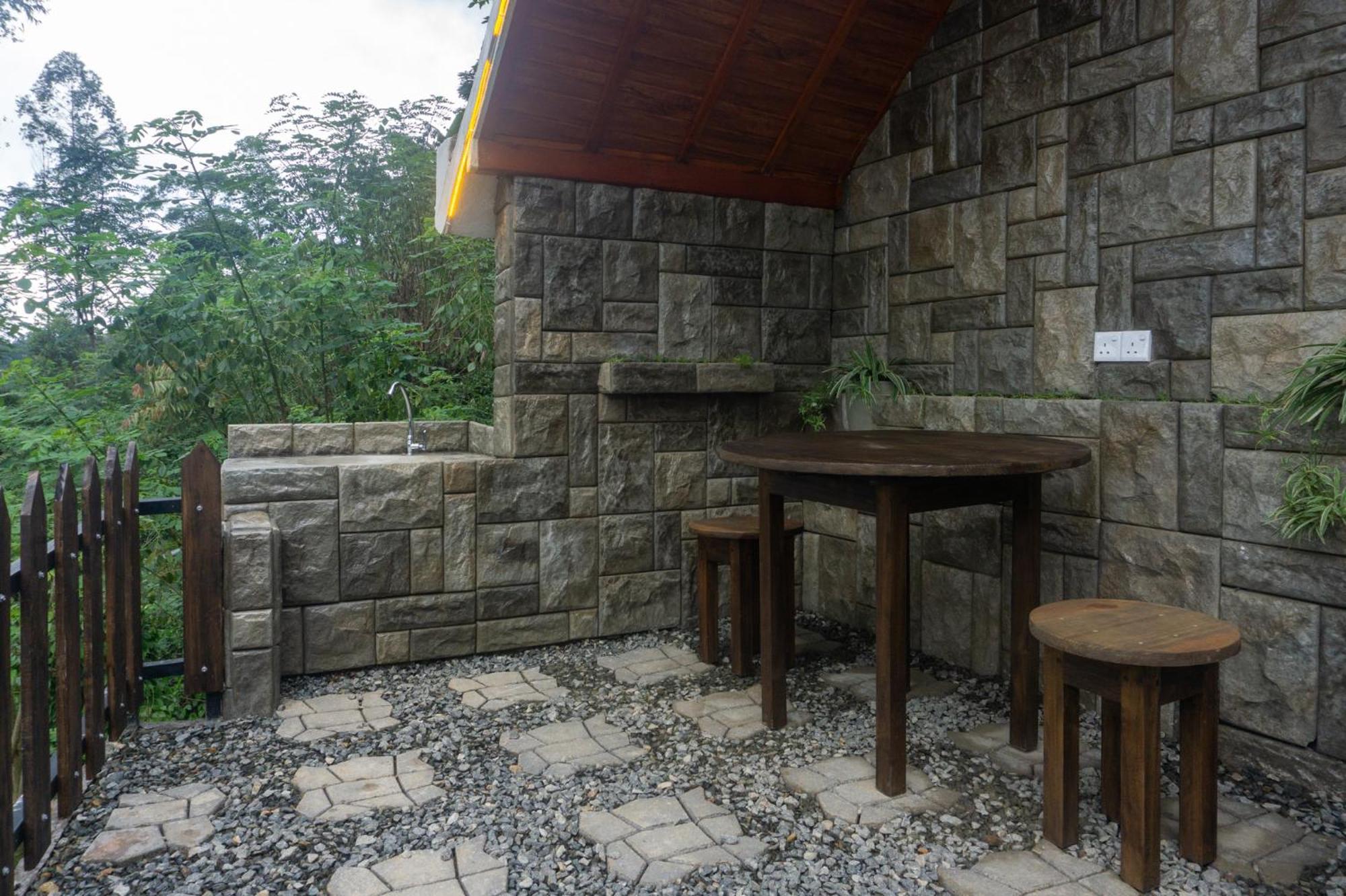 Hobbit Hole Hideaway Bed & Breakfast Ella Exterior foto